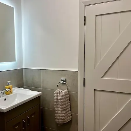 300 Year Old Newly Renovated Cottage, Fast Wifi & Bbq Gortatlea