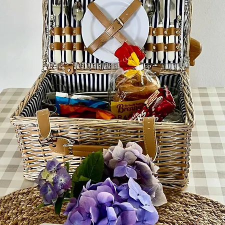 Beautiful Newly Renovated * Gortatlea