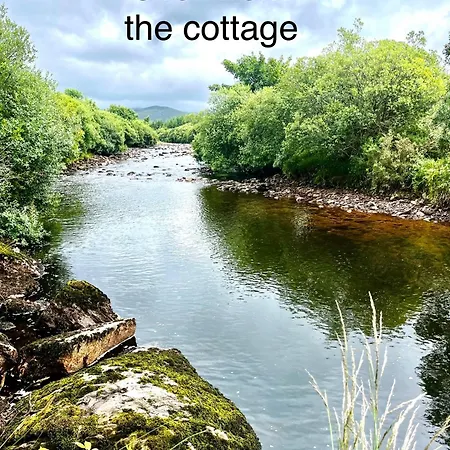 300 Year Old Newly Renovated Cottage, Fast Wifi & Bbq Semesterbostad Gortatlea