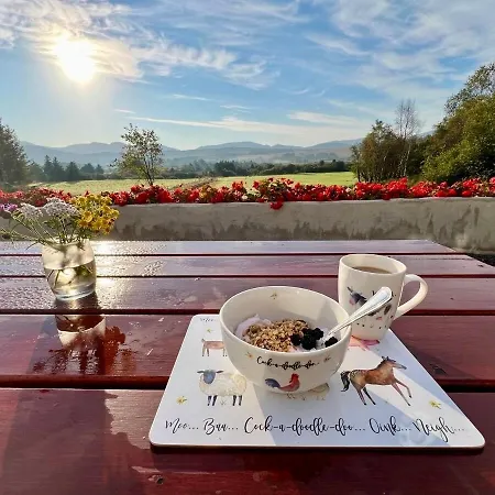 Feriehus Beautiful Newly Renovated Gortatlea