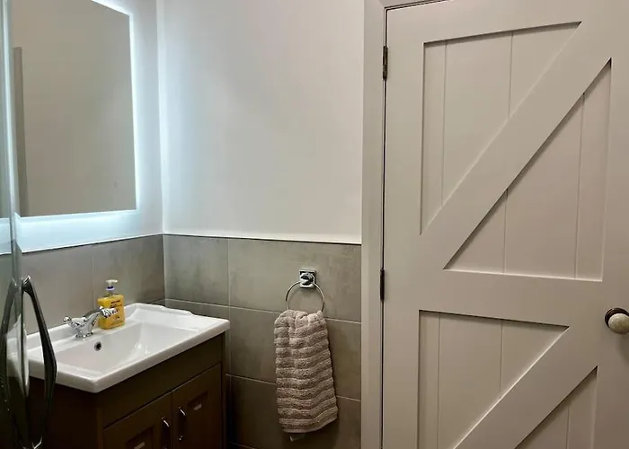 300 Year Old Newly Renovated Cottage, Fast Wifi & Bbq Gortatlea